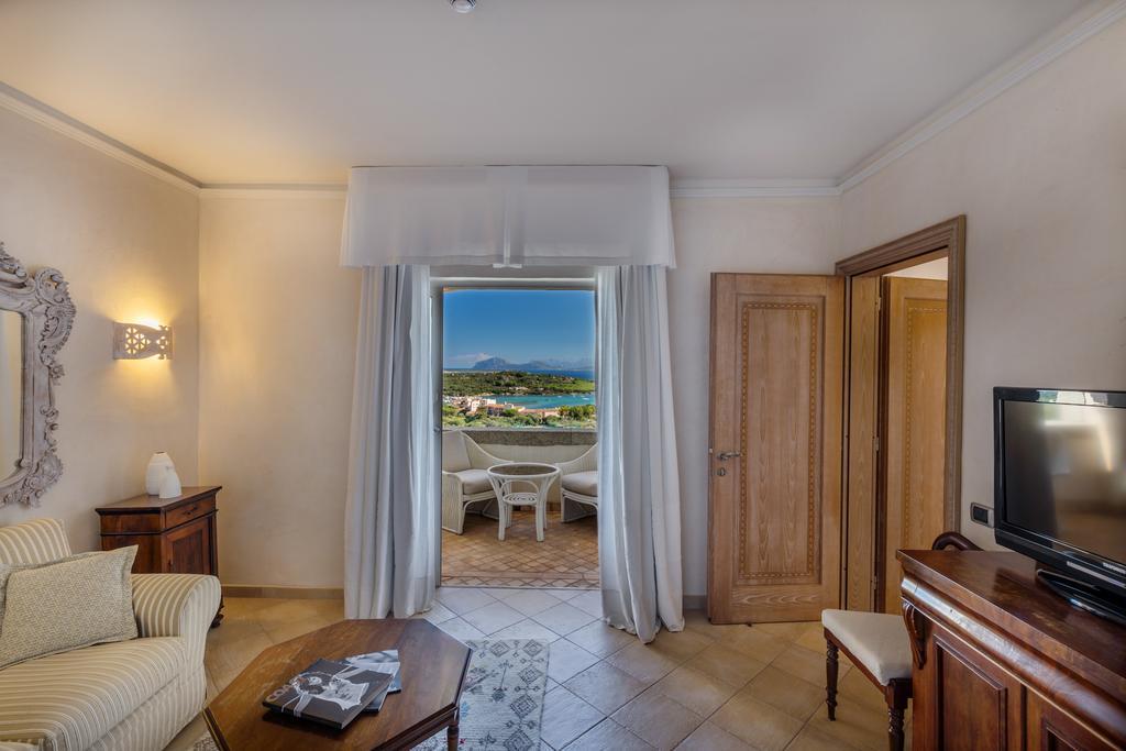 Petra Bianca Ξενοδοχείο Πόρτο Τσέρβο Εξωτερικό φωτογραφία